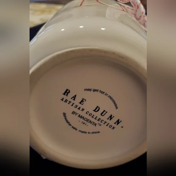 NWOT Rae Dunn LOVE Mug - Picture 8 of 8